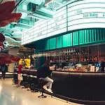 The Social Hub 4*