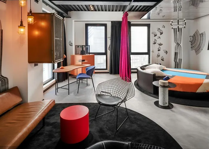 The Social Hub ボローニャ