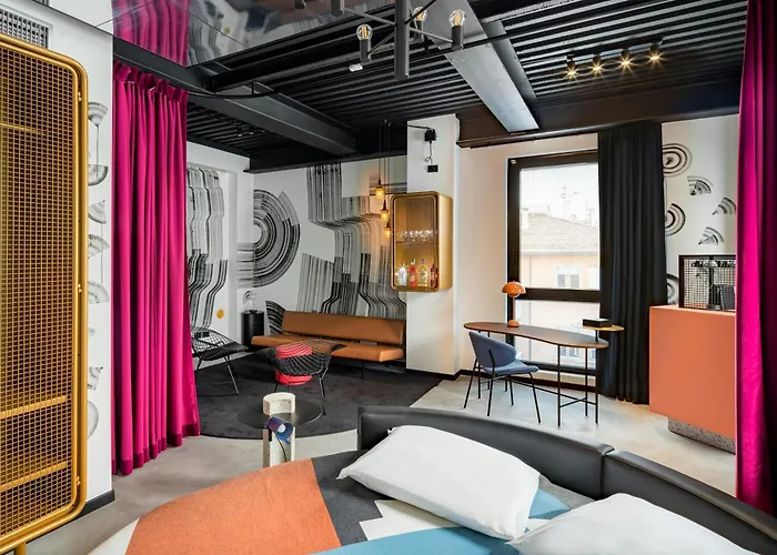 The Social Hub 4* ボローニャ