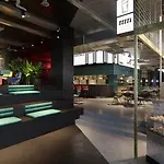 ホテル The Social Hub 4*