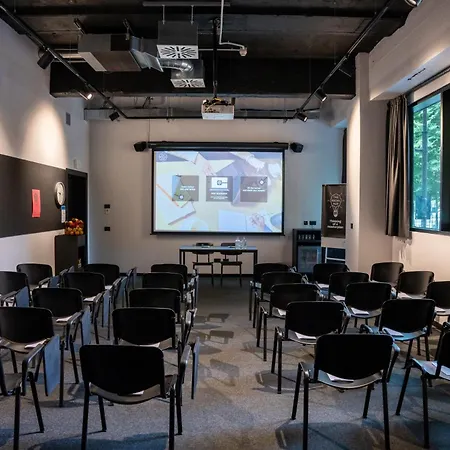 The Social Hub 4* Bologna