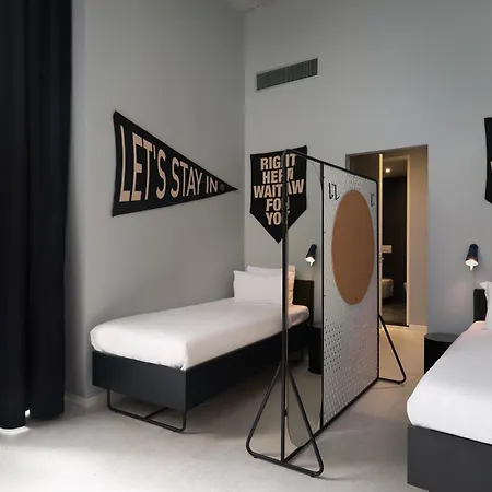 Hotel The Social Hub 4*