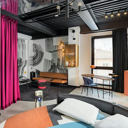 The Social Hub 4* Bologna