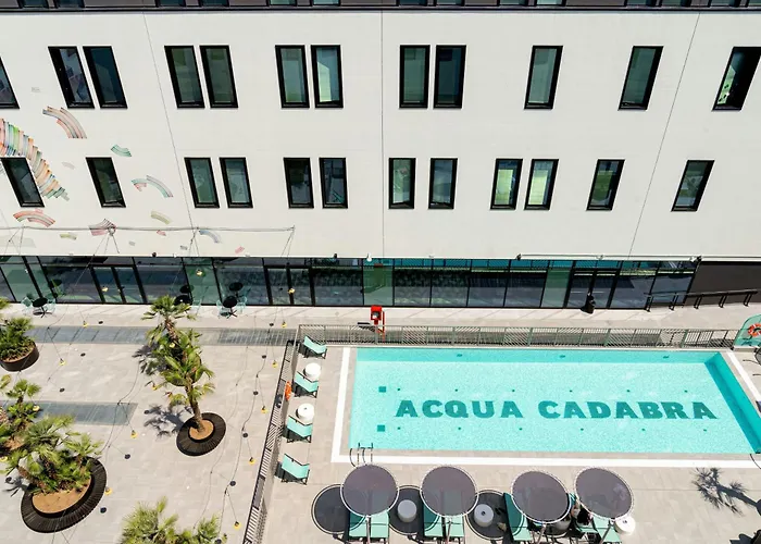 The Social Hub Hotel 4*
