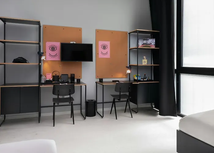 The Social Hub