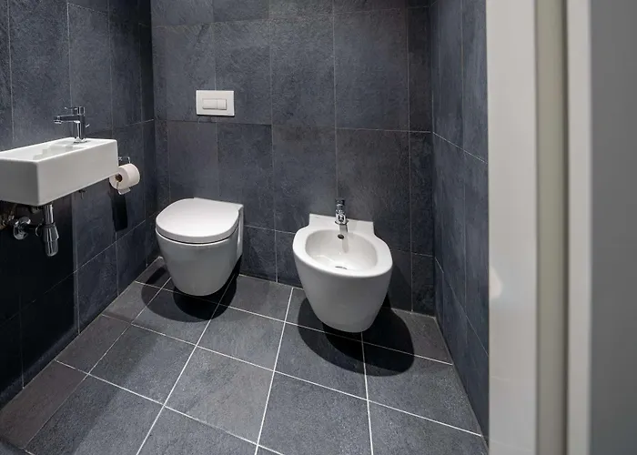 The Social Hub 4*